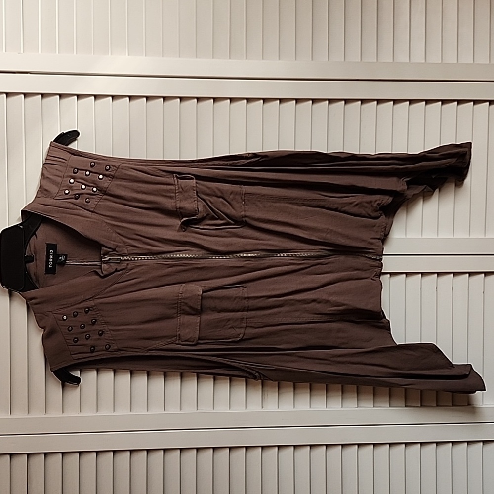 Torrid Vest Size 2 (Size 18/20)